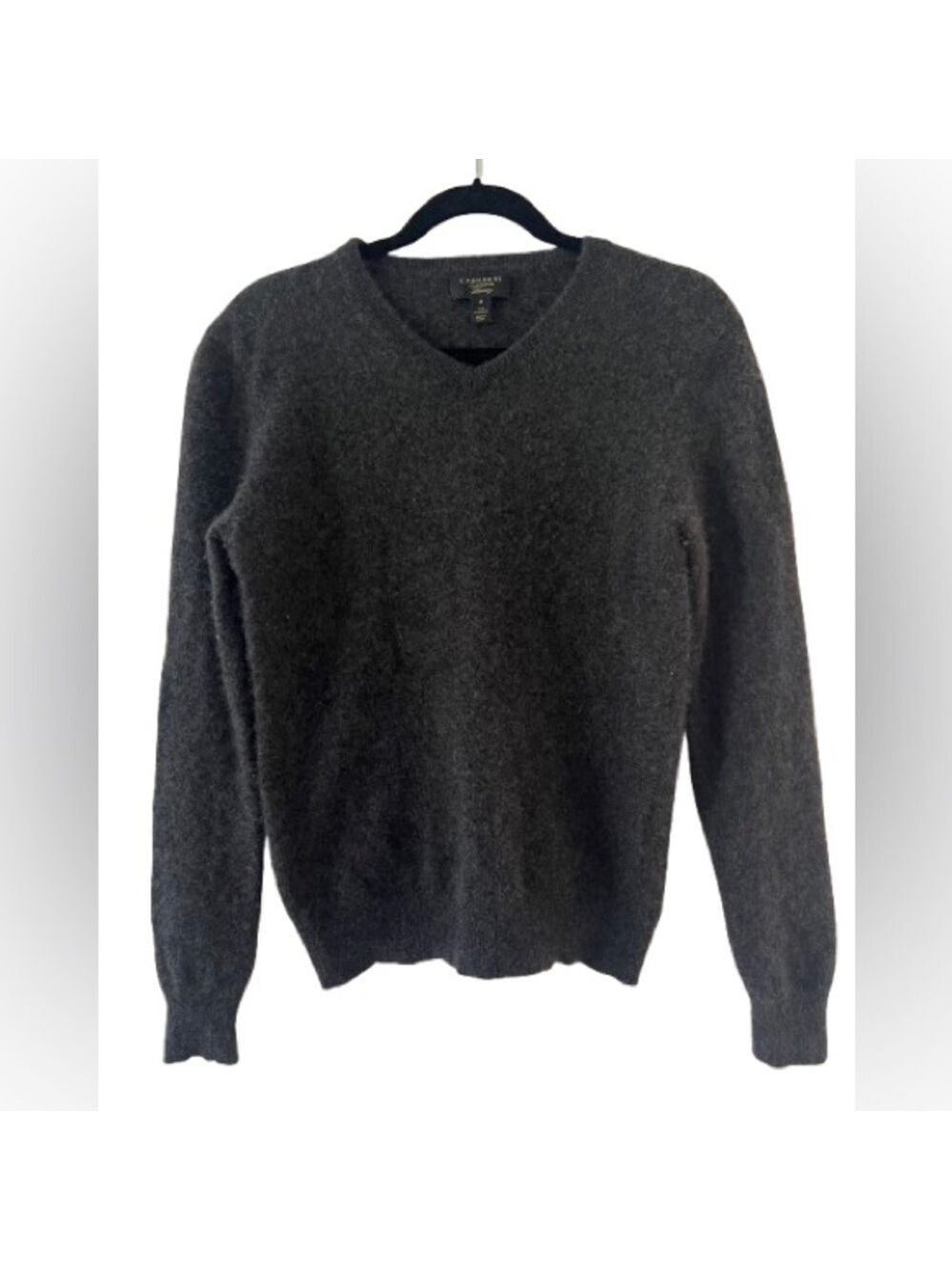 Club Room  100% Luxury Cashmere Grey V Neck 
Size Medium
